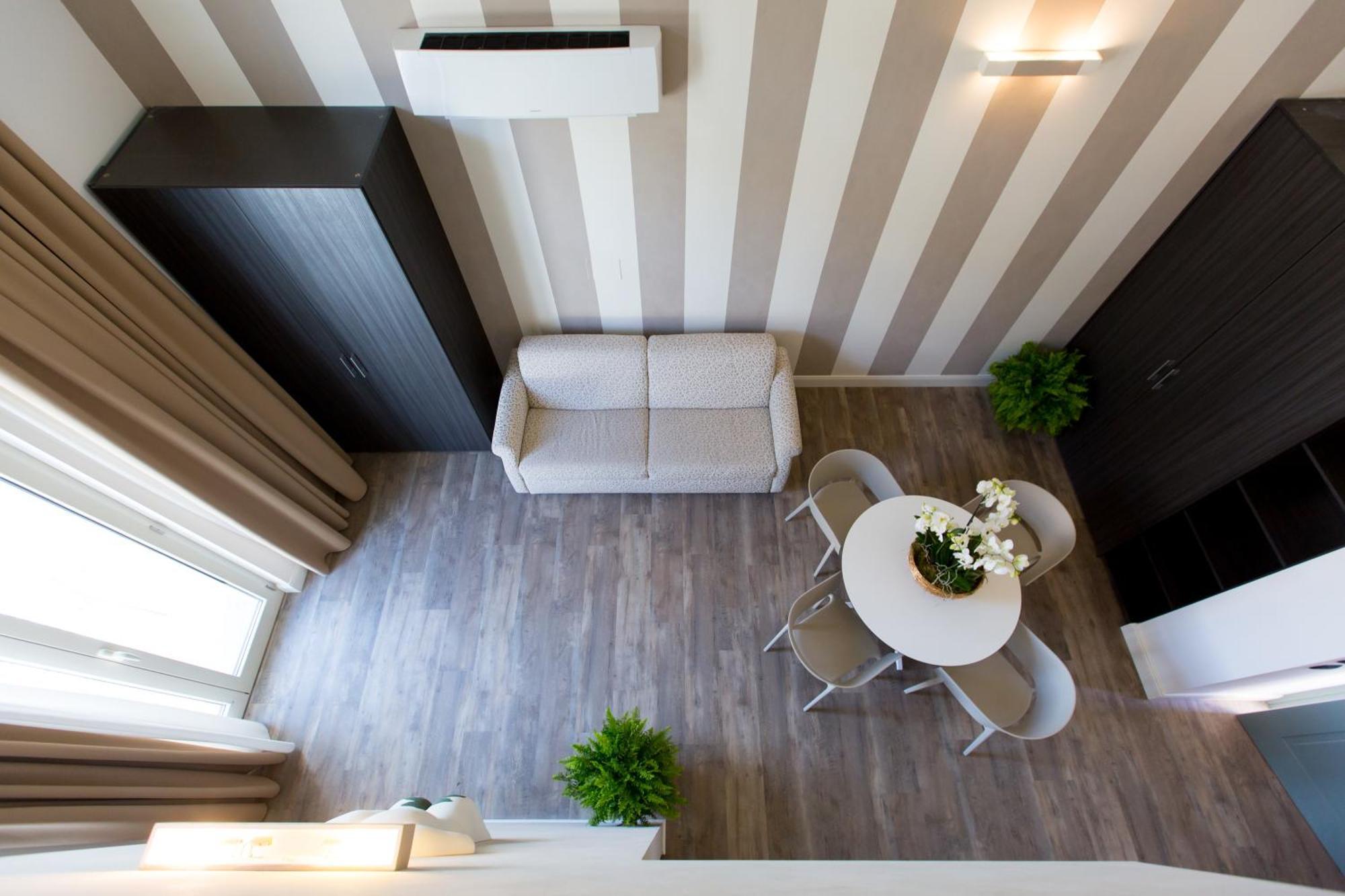 Hotel Al Campanile - Luxury Suites & Apartments Baveno Eksteriør billede
