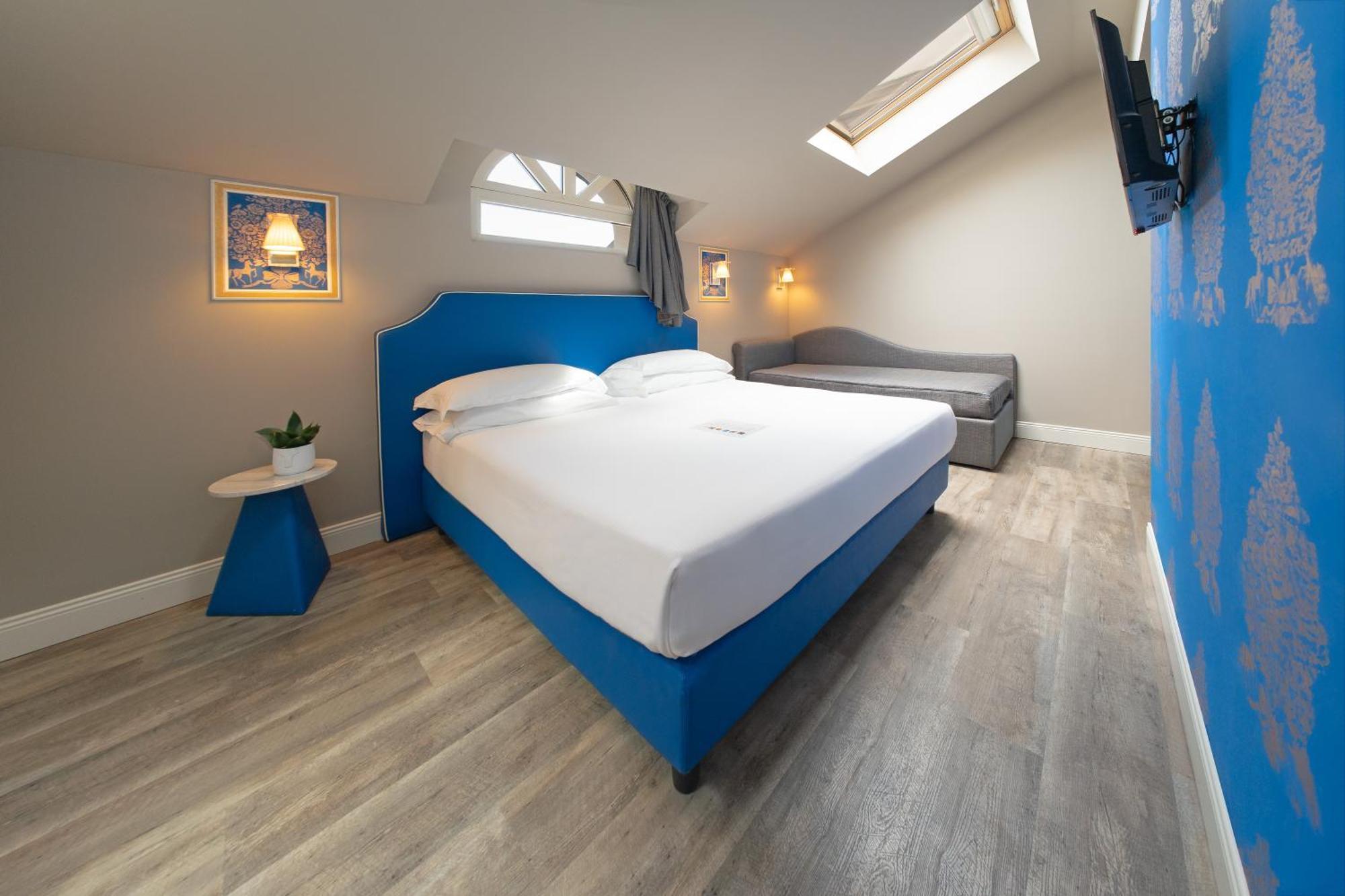 Hotel Al Campanile - Luxury Suites & Apartments Baveno Eksteriør billede