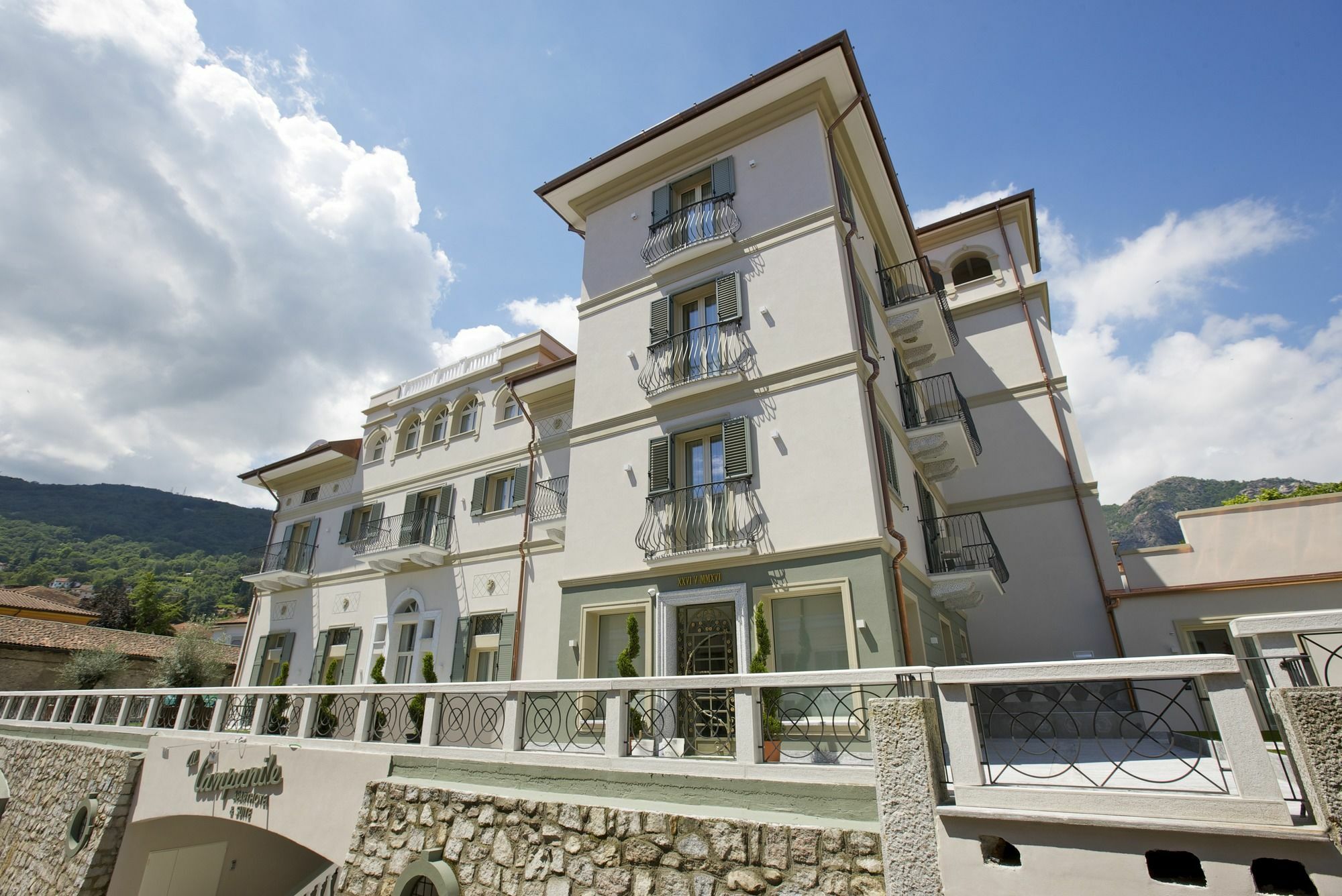 Hotel Al Campanile - Luxury Suites & Apartments Baveno Eksteriør billede